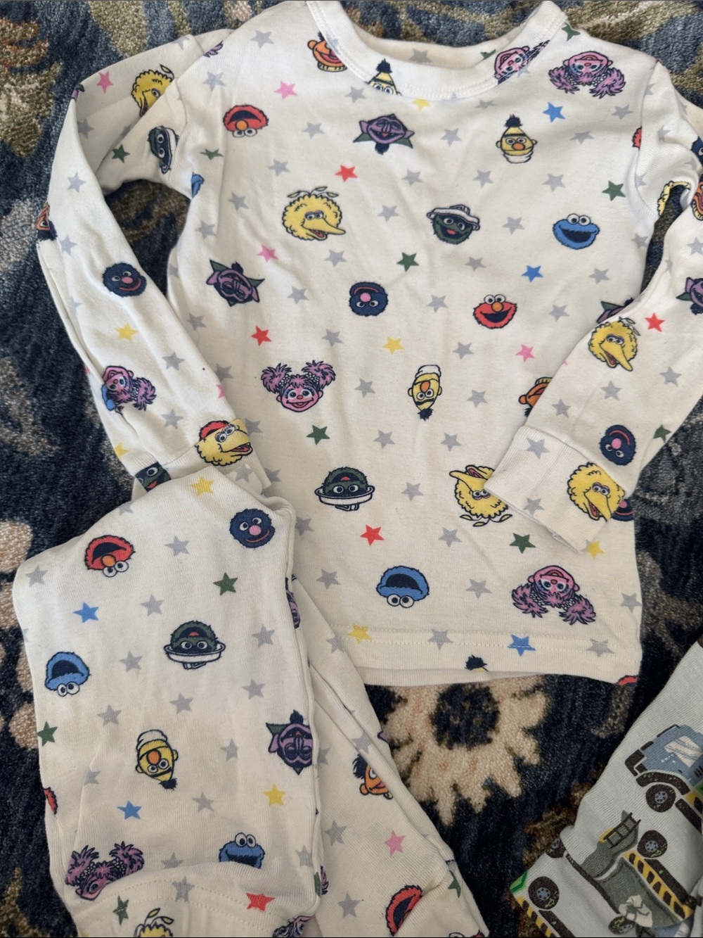 Bundle of baby GAP pajama sets - Picture 2 of 4